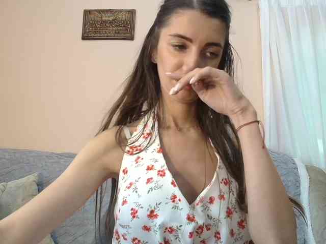 ella-myst webcam