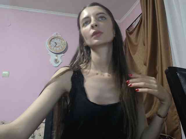 ella-myst webcam