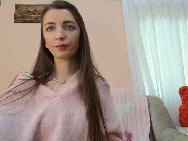 ella-myst webcam