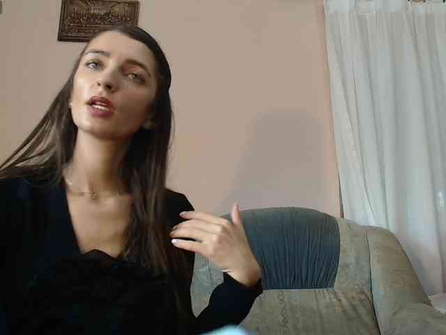 ella-myst webcam