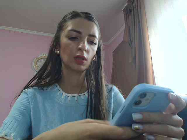 ella-myst webcam