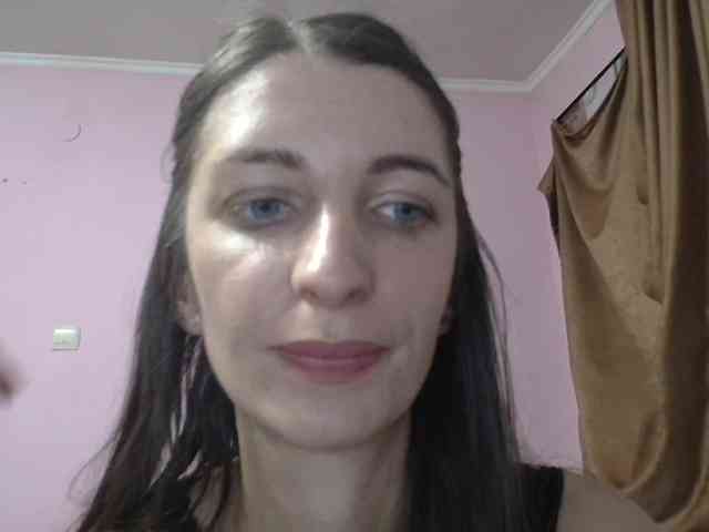 ella-myst webcam