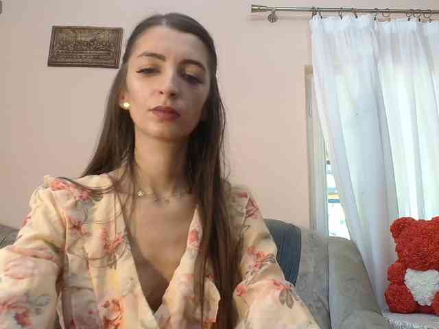 ella-myst webcam
