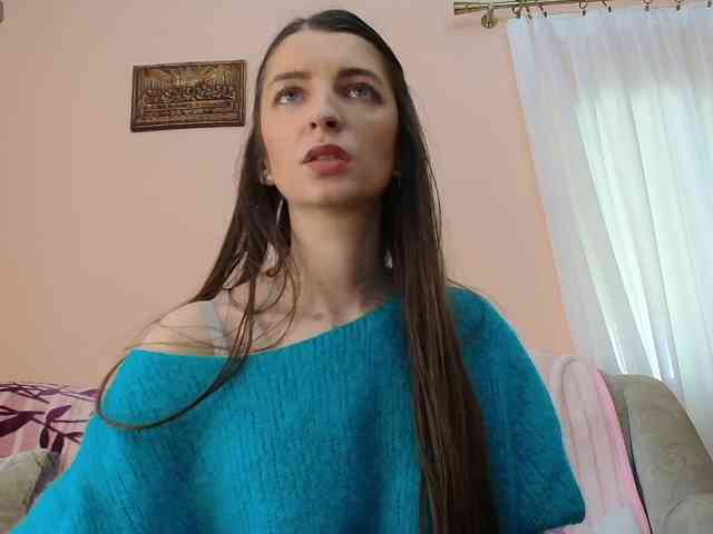 ella-myst webcam