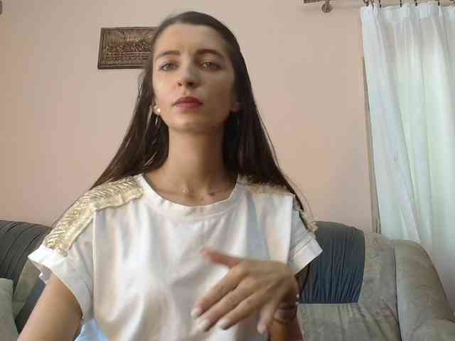 ella-myst webcam