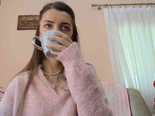 ella-myst webcam