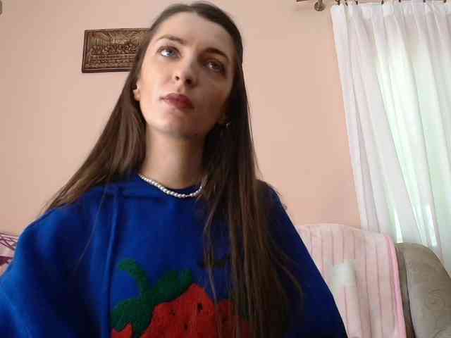 ella-myst webcam