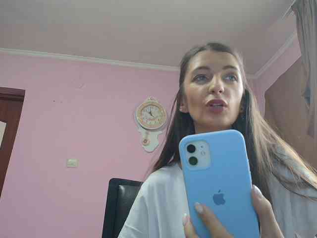ella-myst webcam