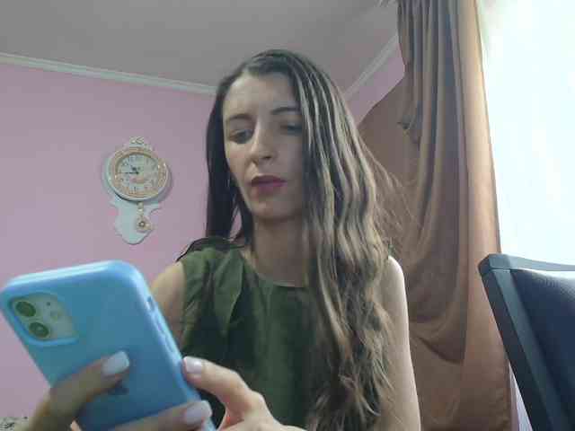 ella-myst webcam