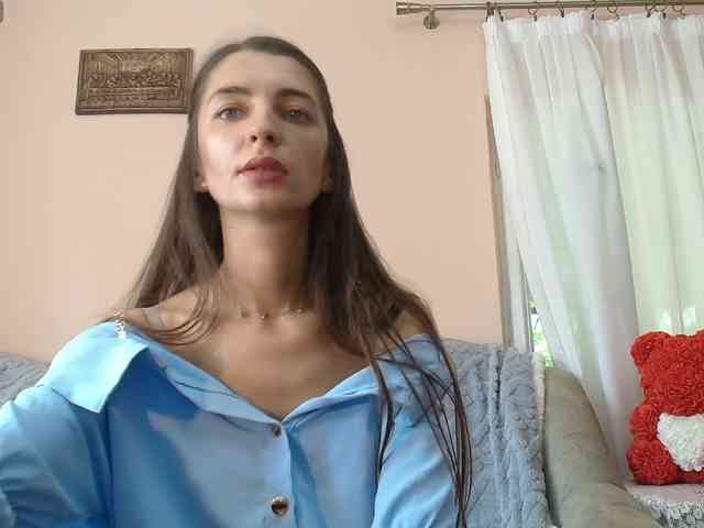 ella-myst webcam