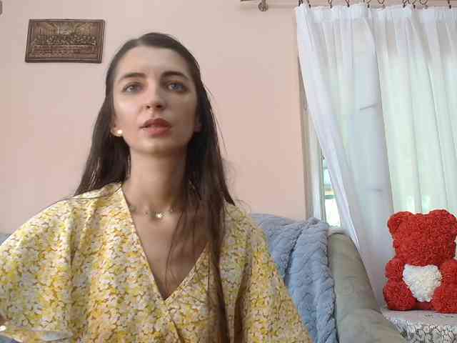 ella-myst webcam