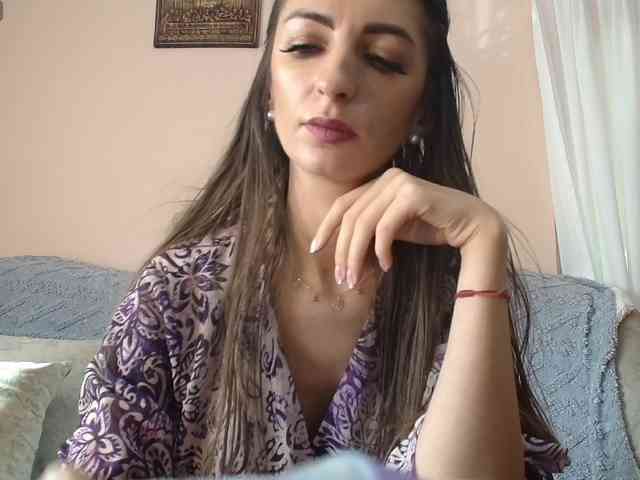 ella-myst webcam