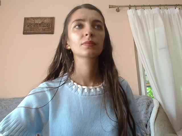 ella-myst webcam
