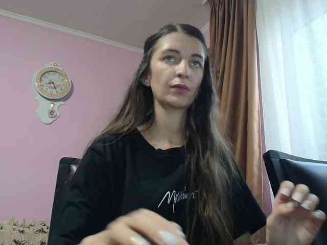 ella-myst webcam