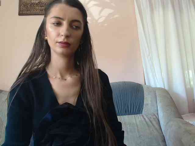 ella-myst webcam