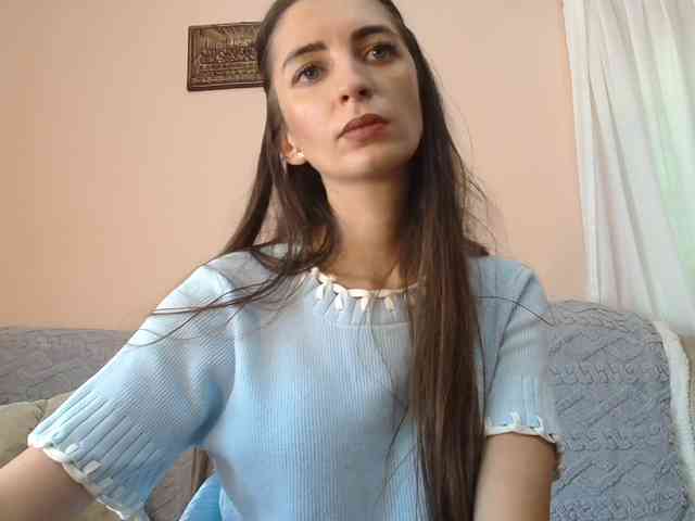 ella-myst webcam