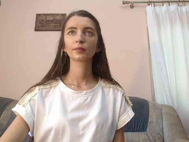 ella-myst webcam