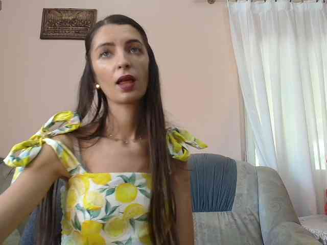 ella-myst webcam