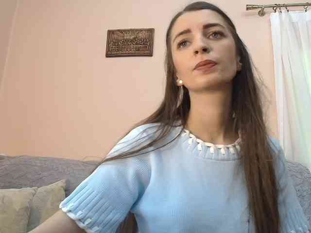ella-myst webcam
