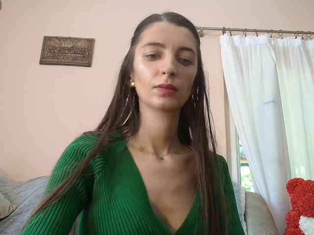 ella-myst webcam