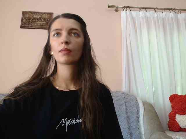 ella-myst webcam