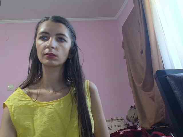 ella-myst webcam