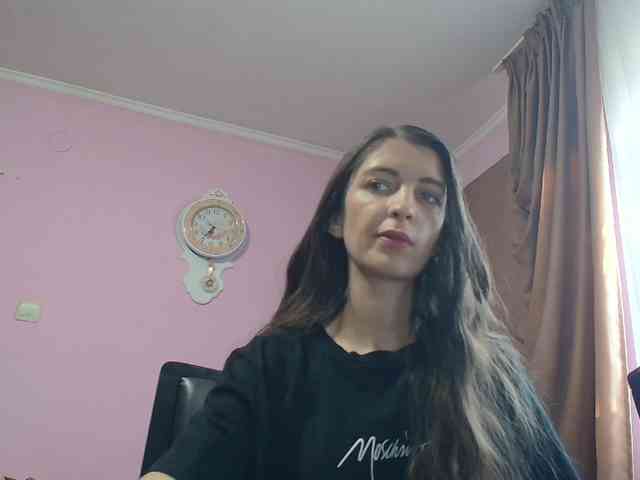 ella-myst webcam