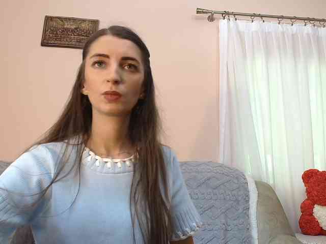 ella-myst webcam