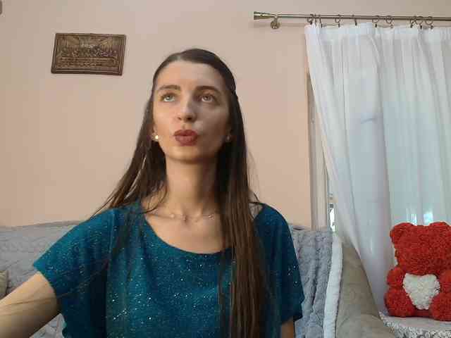 ella-myst Live Webcam on BongaCams