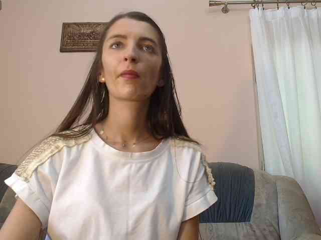 ella-myst webcam