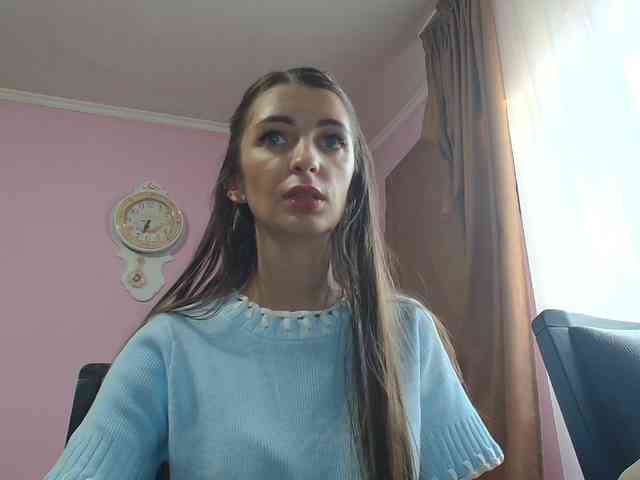 ella-myst webcam