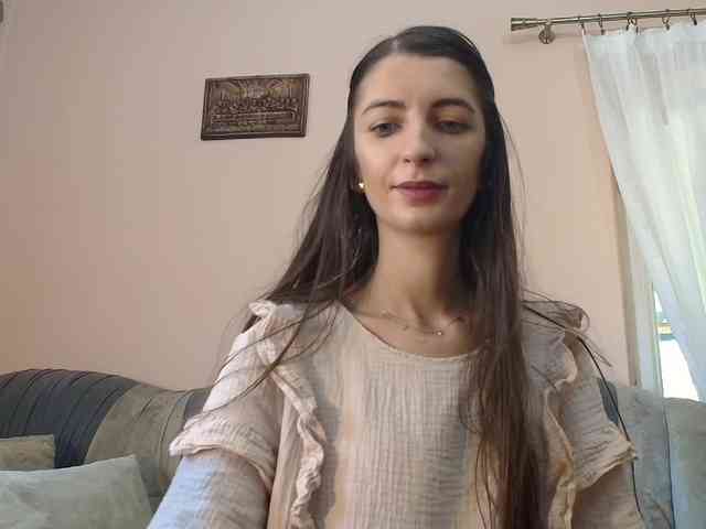 ella-myst webcam