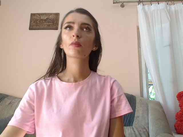 ella-myst webcam