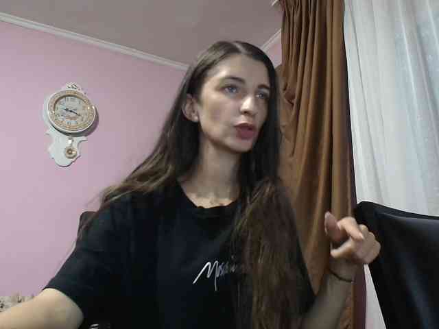 ella-myst webcam