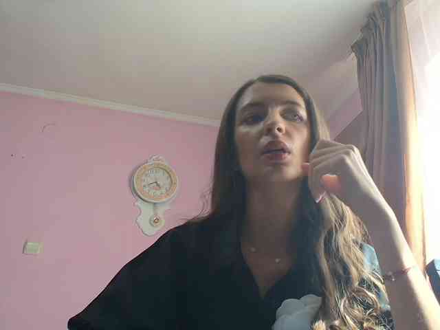 ella-myst webcam