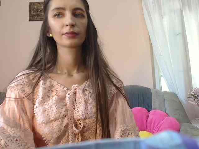 ella-myst webcam