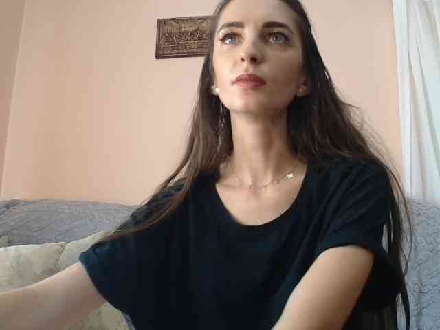 ella-myst webcam