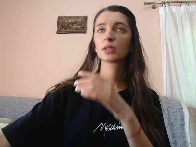 ella-myst webcam