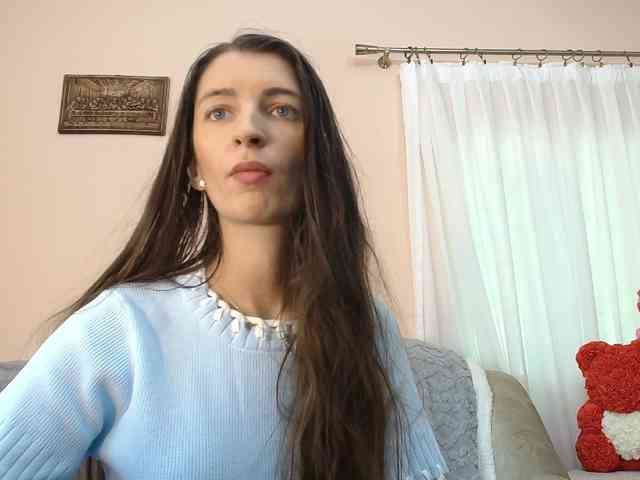 ella-myst webcam