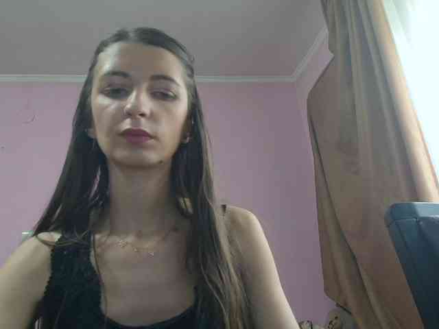 ella-myst webcam
