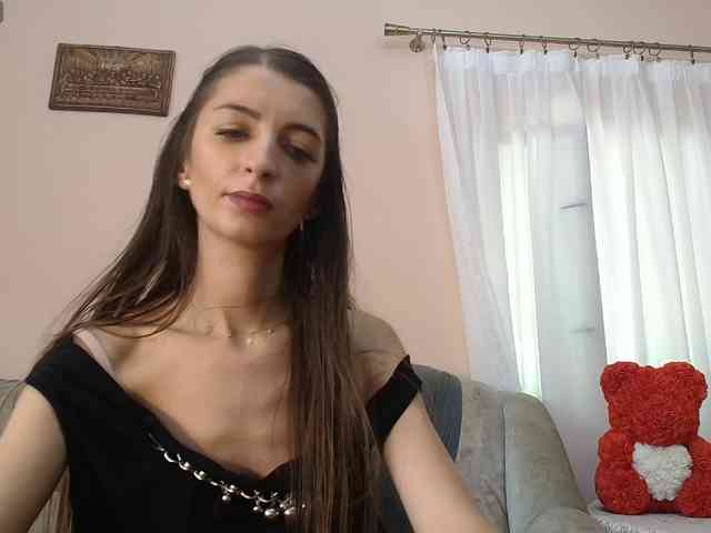 ella-myst webcam