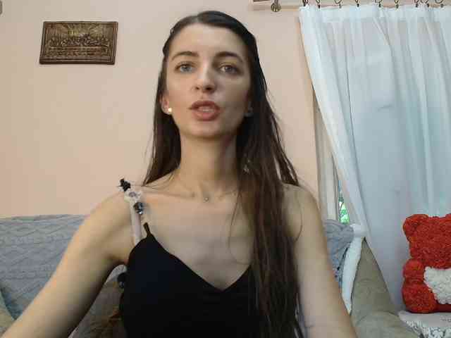 ella-myst webcam