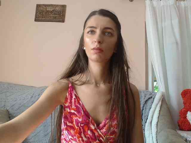 ella-myst webcam