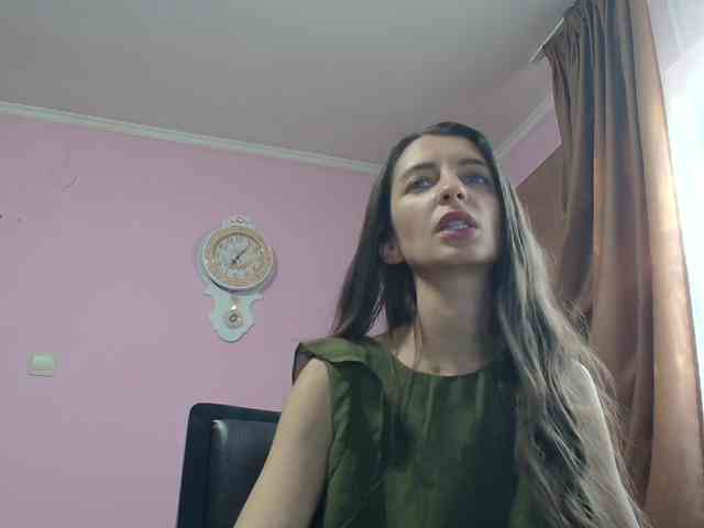 ella-myst webcam