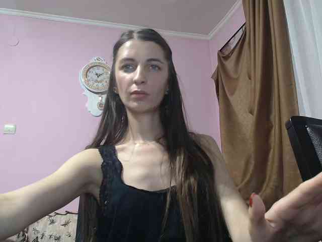 ella-myst webcam