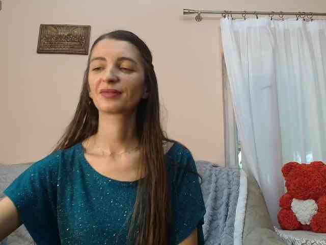 ella-myst webcam