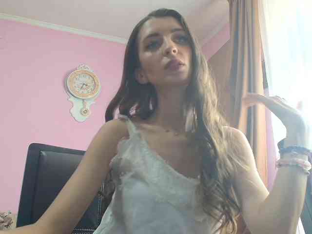 Model: ella-myst