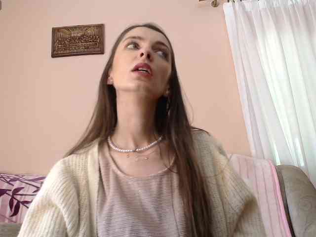 ella-myst webcam
