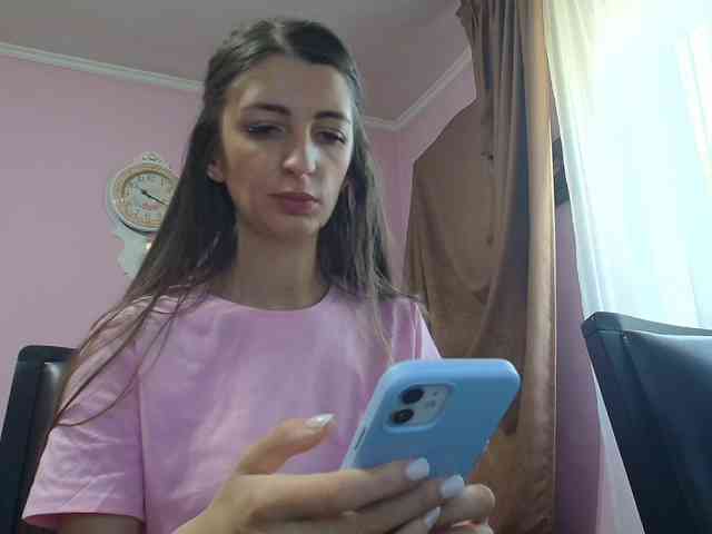 ella-myst webcam