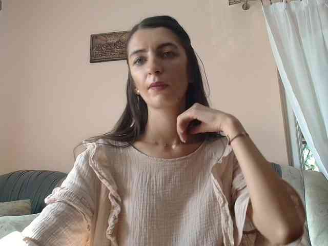 ella-myst webcam
